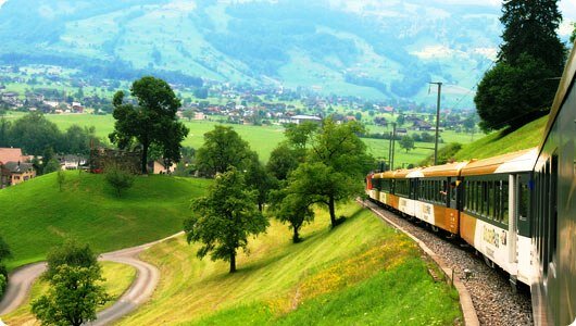  Sổ tay du lịch so tay du lich Sotaydulich Sotay Dulich Khampha Kham Pha Bui 10 ly do nen di du lich bang tau hoa