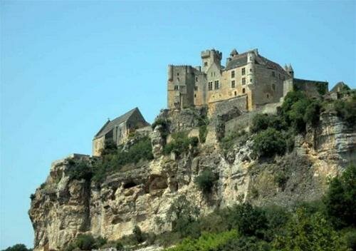 Sổ tay du lịch so tay du lich Sotaydulich Sotay Dulich Khampha Kham Pha Bui Cannes thanh pho khong chi co dien anh