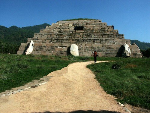 Sổ tay du lịch so tay du lich Sotaydulich Sotay Dulich Khampha Kham Pha Bui Ngam cac kim tu thap tren the gioi