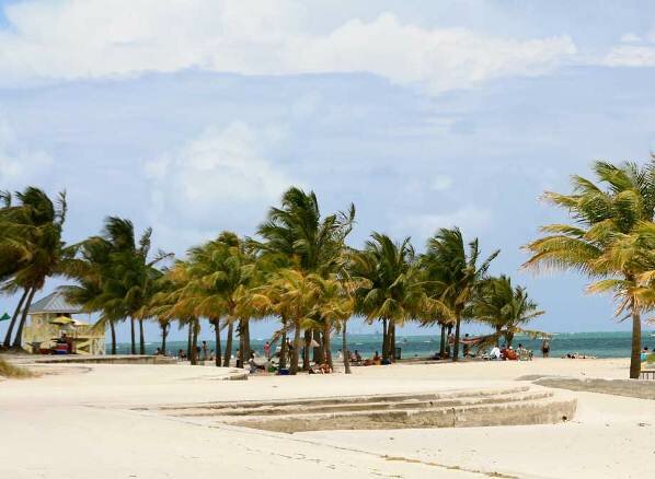Sổ tay du lịch so tay du lich Sotaydulich Sotay Dulich Khampha Kham Pha Bui Miami huong vi Latinh