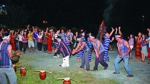 Sổ tay du lịch so tay du lich Sotaydulich Sotay Dulich Khampha Kham Pha Bui Mot ngay chinh phuc nui Voi