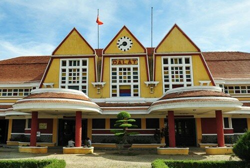 Sổ tay du lịch so tay du lich Sotaydulich Sotay Dulich Khampha Kham Pha Bui 10 diem nen ghe tham khi đen voi Da Lat