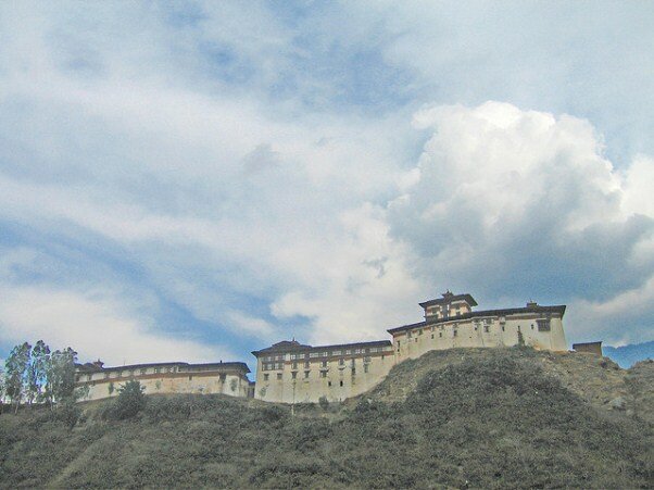 Sổ tay du lịch so tay du lich Sotaydulich Sotay Dulich Khampha Kham Pha Bui Nhin lai Wangdue Phodrang da mat