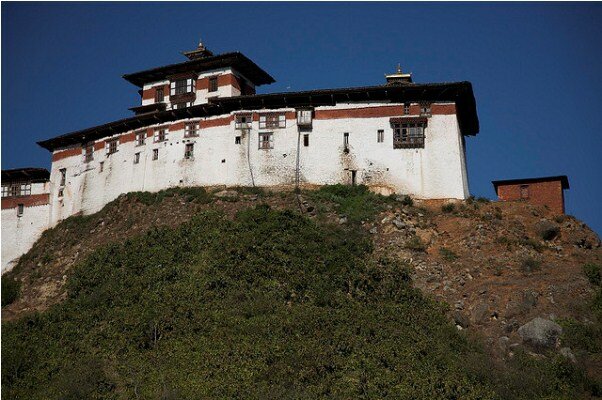 Sổ tay du lịch so tay du lich Sotaydulich Sotay Dulich Khampha Kham Pha Bui Nhin lai Wangdue Phodrang da mat