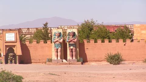 Sổ tay du lịch so tay du lich Sotaydulich Sotay Dulich Khampha Kham Pha Bui Kham pha lang tren nui Atlas - Morrocco 