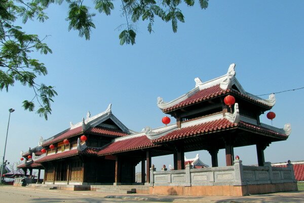 Sổ tay du lịch so tay du lich Sotaydulich Sotay Dulich Khampha Kham Pha Bui Ve tham Thanh co Quang Tri