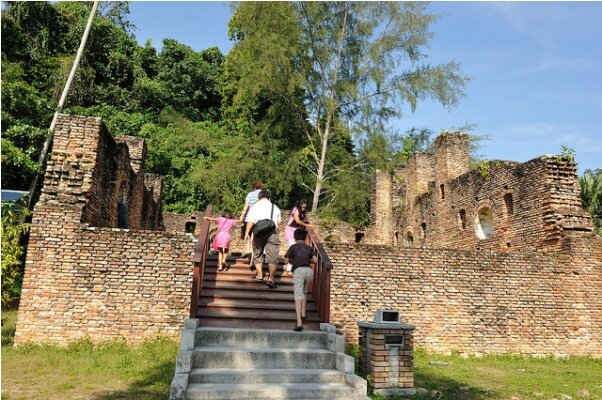 Sổ tay du lịch so tay du lich Sotaydulich Sotay Dulich Khampha Kham Pha Bui Vung tien canh tren dao Lumut Pangkor