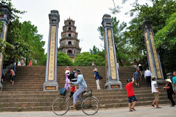 Sổ tay du lịch so tay du lich Sotaydulich Sotay Dulich Khampha Kham Pha Bui Mot vong tham Hue