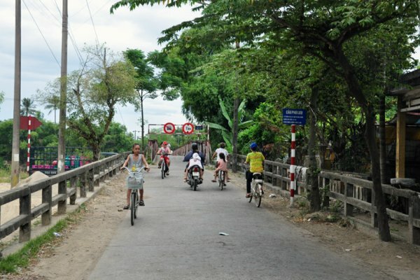 Sổ tay du lịch so tay du lich Sotaydulich Sotay Dulich Khampha Kham Pha Bui Mot vong tham Hue