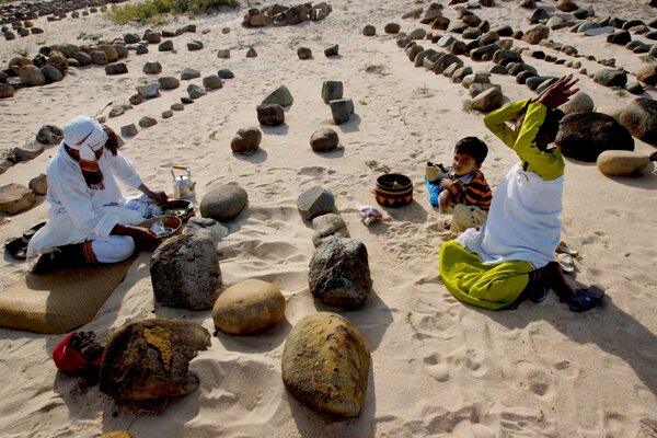 Sổ tay du lịch so tay du lich Sotaydulich Sotay Dulich Khampha Kham Pha Bui Ramuwan Le tao mo cua nguoi Cham Hoi giao o Ninh Thuan