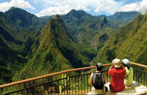 Sổ tay du lịch so tay du lich Sotaydulich Sotay Dulich Khampha Kham Pha Bui Có một Reunion mang quá khứ đất Việt