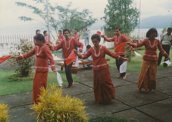 Sổ tay du lịch so tay du lich Sotaydulich Sotay Dulich Khampha Kham Pha Bui Ambon Giấc mơ thiên đường 