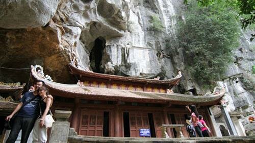 Sổ tay du lịch so tay du lich Sotaydulich Sotay Dulich Khampha Kham Pha Bui Về thăm cảnh tiên Bích Động 
