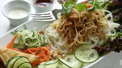 Sổ tay du lịch so tay du lich Sotaydulich Sotay Dulich Khampha Kham Pha Bui 50 món ăn đặc sản nổi tiếng Việt Nam Bánh tằm bì đặc sản ở Bạc Liêu