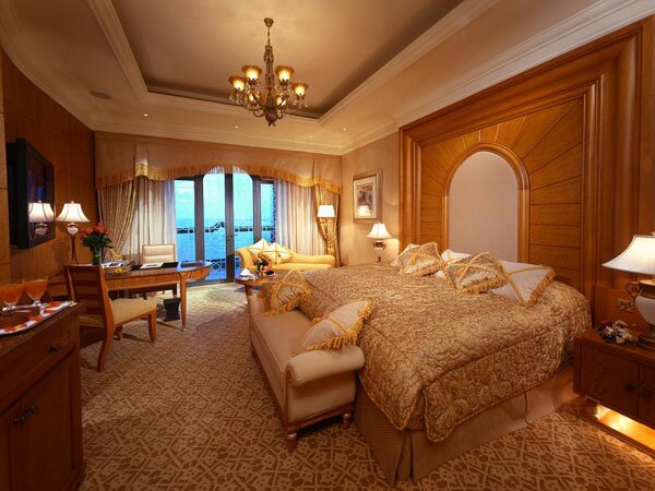 Sổ tay du lịch so tay du lich Sotaydulich Sotay Dulich Khampha Kham Pha Bui Grand Palace khách sạn sang trọng bậc nhất Trung Đông