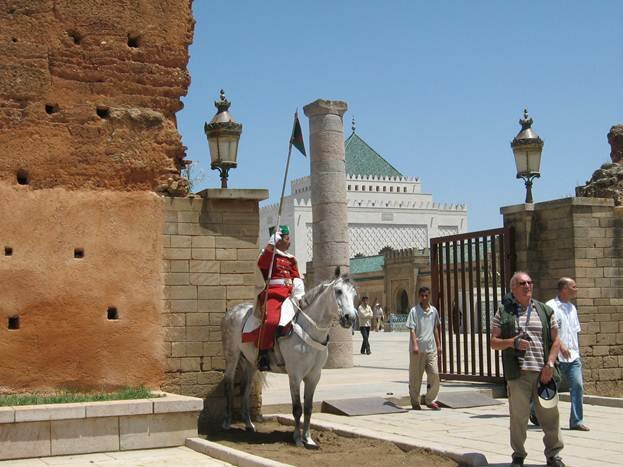 Sổ tay du lịch so tay du lich Sotaydulich Sotay Dulich Khampha Kham Pha Bui Morocco cửa ngõ Bắc Phi 