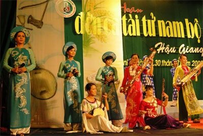 Sổ tay du lịch so tay du lich Sotaydulich Sotay Dulich Khampha Kham Pha Bui Liên hoan đờn ca tài tử Nam Bộ năm 2012