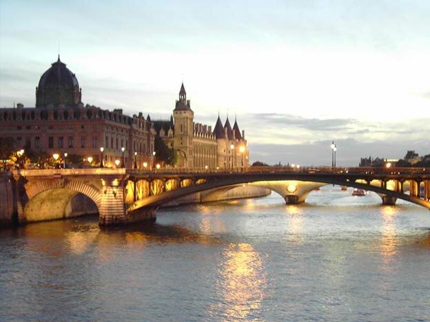 Sổ tay du lịch so tay du lich Sotaydulich Sotay Dulich Khampha Kham Pha Bui Neuschwanstein Lâu đài xứ cổ tích 