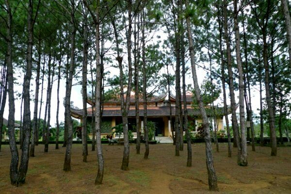 Sổ tay du lịch so tay du lich Sotaydulich Sotay Dulich Khampha Kham Pha Bui Tu viện Bát Nhã tịnh tâm chốn cao nguyên