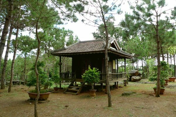 Sổ tay du lịch so tay du lich Sotaydulich Sotay Dulich Khampha Kham Pha Bui Tu viện Bát Nhã tịnh tâm chốn cao nguyên