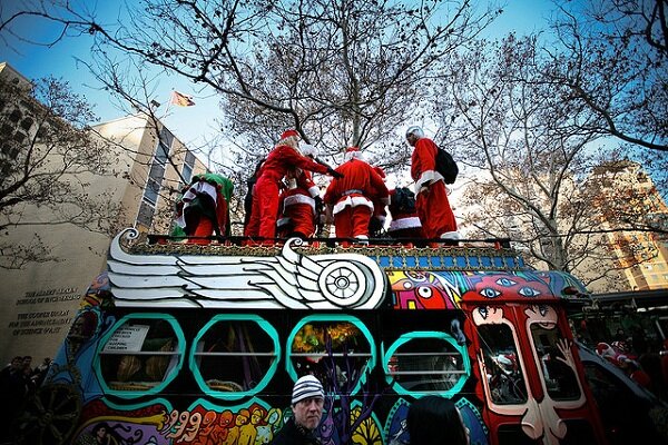Sổ tay du lịch so tay du lich Sotaydulich Sotay Dulich Khampha Kham Pha Bui Hóa thành Santa cùng hội Santacon 