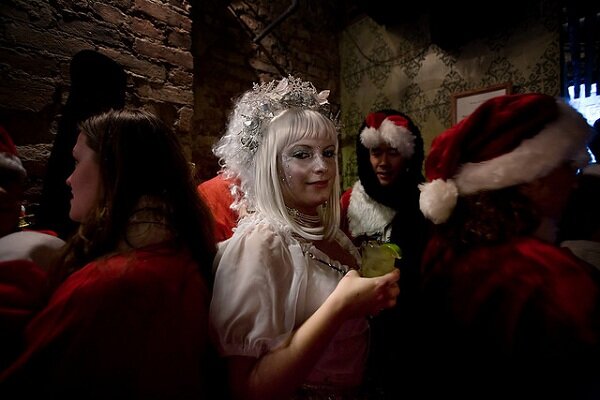Sổ tay du lịch so tay du lich Sotaydulich Sotay Dulich Khampha Kham Pha Bui Hóa thành Santa cùng hội Santacon 