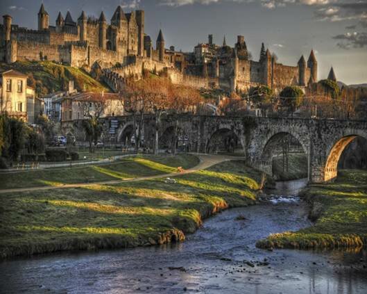 Sổ tay du lịch so tay du lich Sotaydulich Sotay Dulich Khampha Kham Pha Bui Di sản Pháp Thành phố pháo đài Carcassonne