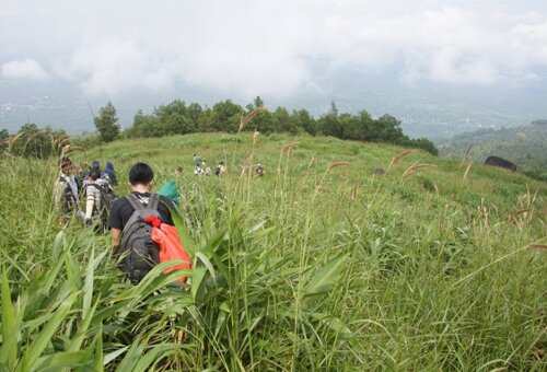 Sổ tay du lịch so tay du lich Sotaydulich Sotay Dulich Khampha Kham Pha Bui Trekking tại ba ngọn núi cao nhất Nam bộ