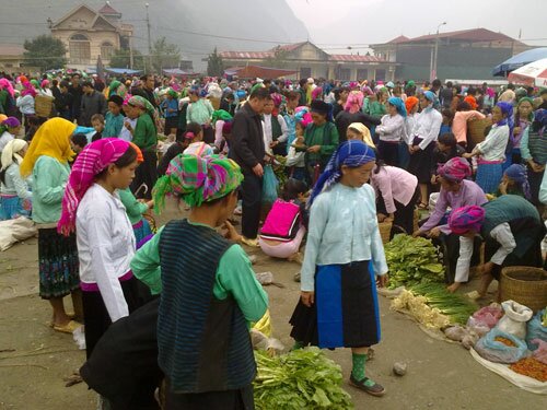Sổ tay du lịch so tay du lich Sotaydulich Sotay Dulich Khampha Kham Pha Bui Chợ phiên Mèo Vạc