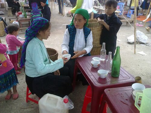 Sổ tay du lịch so tay du lich Sotaydulich Sotay Dulich Khampha Kham Pha Bui Chợ phiên Mèo Vạc