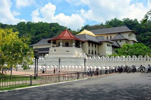 Sổ tay du lịch so tay du lich Sotaydulich Sotay Dulich Khampha Kham Pha Bui Sri Lanka giọt lệ tươi xanh vùng Nam Á