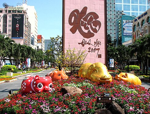 Sổ tay du lịch so tay du lich Sotaydulich Sotay Dulich Khampha Kham Pha Bui Đường hoa Nguyễn Huệ văn hóa Tết của Sài Gòn