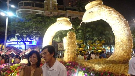 Sổ tay du lịch so tay du lich Sotaydulich Sotay Dulich Khampha Kham Pha Bui Hình ảnh pháo hoa lung linh đón xuân Quý Tỵ trên cả nước