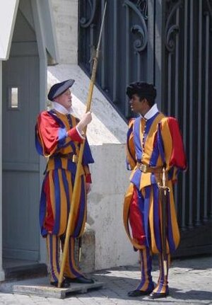 Sổ tay du lịch so tay du lich Sotaydulich Sotay Dulich Khampha Kham Pha Bui Bên trong Tòa thánh Vatican