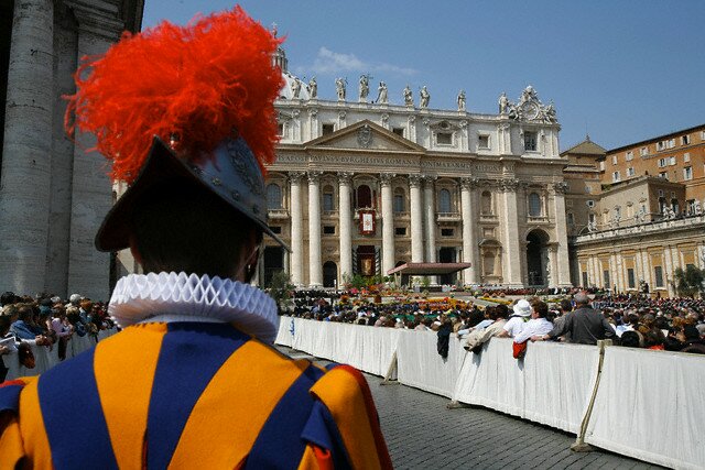 Sổ tay du lịch so tay du lich Sotaydulich Sotay Dulich Khampha Kham Pha Bui Chuyện về lính gác Thụy Sĩ ở Vatican
