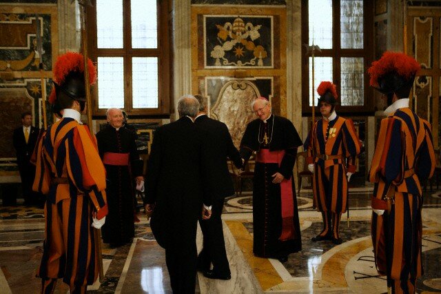 Sổ tay du lịch so tay du lich Sotaydulich Sotay Dulich Khampha Kham Pha Bui Chuyện về lính gác Thụy Sĩ ở Vatican