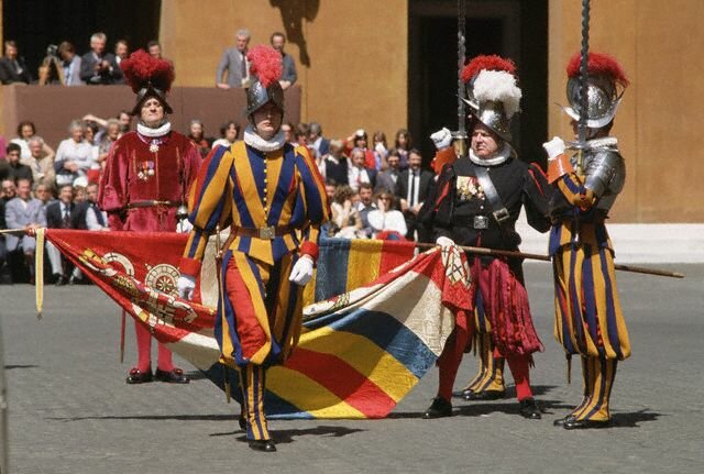 Sổ tay du lịch so tay du lich Sotaydulich Sotay Dulich Khampha Kham Pha Bui Chuyện về lính gác Thụy Sĩ ở Vatican