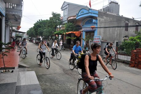 Sổ tay du lịch so tay du lich Sotaydulich Sotay Dulich Khampha Kham Pha Bui Một số hướng dẫn du lịch Đảo Quan Lạn