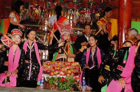 Sổ tay du lịch so tay du lich Sotaydulich Sotay Dulich Khampha Kham Pha Bui Lễ hội Then Kin Pang của người Thái trắng