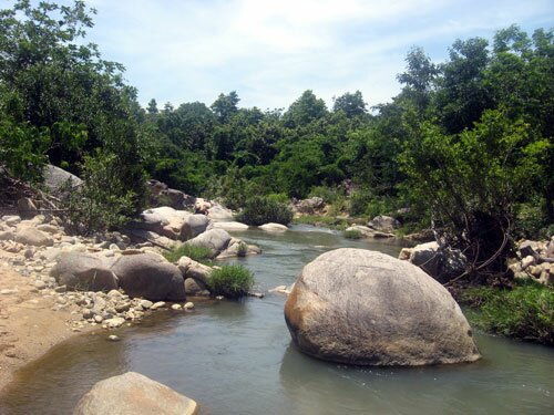 Sổ tay du lịch so tay du lich Sotaydulich Sotay Dulich Khampha Kham Pha Bui Khám phá suối Ba Li