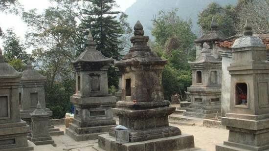  Sổ tay du lịch so tay du lich Sotaydulich Sotay Dulich Khampha Kham Pha Bui Non thiêng Yên Tử