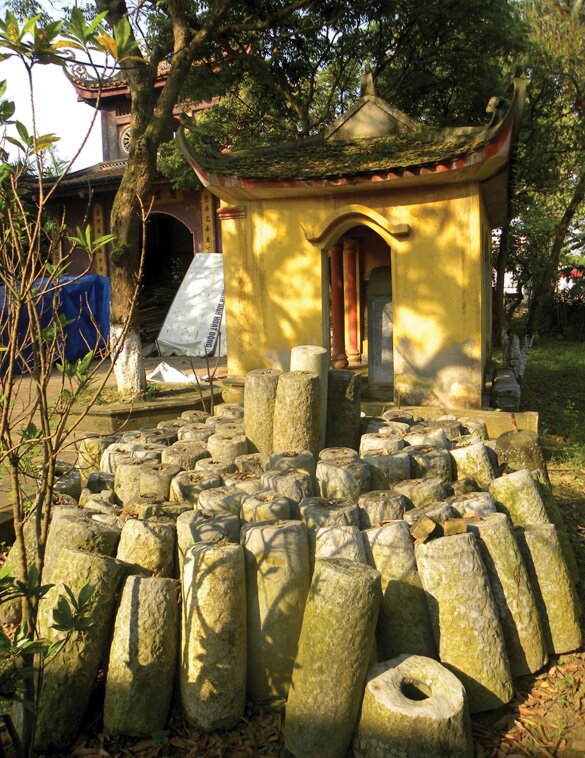 Sổ tay du lịch so tay du lich Sotaydulich Sotay Dulich Khampha Kham Pha Bui Bảo tàng đồ đá trong chùa