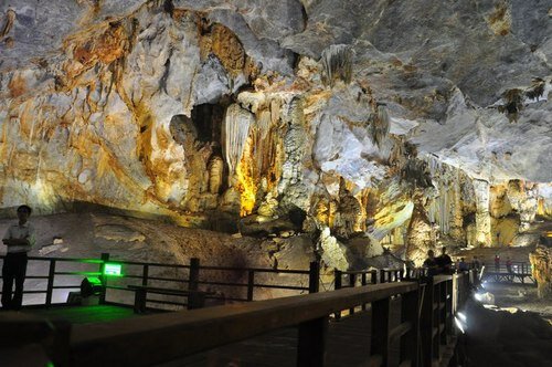 Sổ tay du lịch so tay du lich Sotaydulich Sotay Dulich Khampha Kham Pha Bui Đến Quảng Bình thăm hang khô dài nhất châu Á