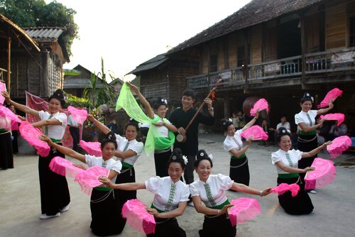 Sổ tay du lịch so tay du lich Sotaydulich Sotay Dulich Khampha Kham Pha Bui Những lễ hội văn hóa thú vị tháng 8