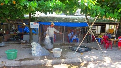 Sổ tay du lịch so tay du lich Sotaydulich Sotay Dulich Khampha Kham Pha Bui Quần đảo Nam Du Viên ngọc thô ở phương nam