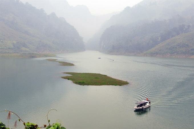 Sổ tay du lịch so tay du lich Sotaydulich Sotay Dulich Khampha Kham Pha Bui Trên sông Gâm hoang dã