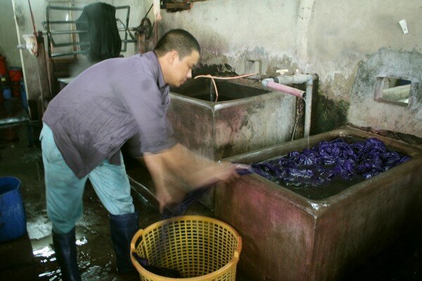 Sổ tay du lịch so tay du lich Sotaydulich Sotay Dulich Khampha Kham Pha Bui Làng lụa Nha Xá