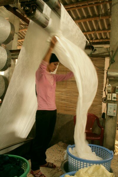 Sổ tay du lịch so tay du lich Sotaydulich Sotay Dulich Khampha Kham Pha Bui Làng lụa Nha Xá