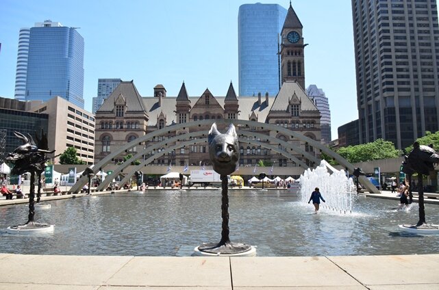 Sổ tay du lịch so tay du lich Sotaydulich Sotay Dulich Khampha Kham Pha Bui Ngắm bức tượng 12 con giáp ở Toronto