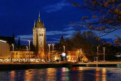 Sổ tay du lịch so tay du lich Sotaydulich Sotay Dulich Khampha Kham Pha Bui Zurich Thành phố hiếu khách nhất châu Âu
